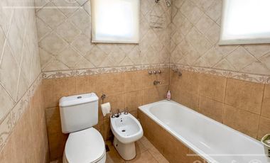 Departamento en venta de 3 ambientes en Bernal. ¡Apto Credito!