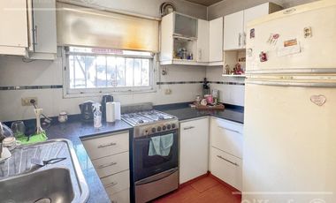 Departamento en venta de 3 ambientes en Bernal. ¡Apto Credito!