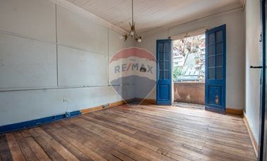 Propiedad con 2 casas independientes