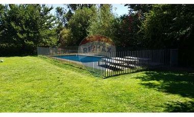 Encantadora casa de estilo chileno en Chicureo