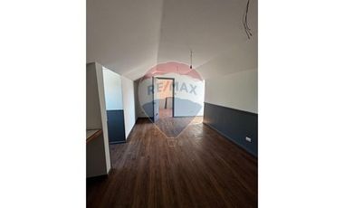 Casa Moderna en Country Santa Eliana, Biobío