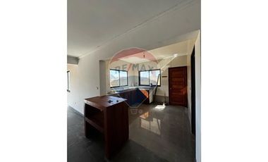 Casa Moderna en Country Santa Eliana, Biobío