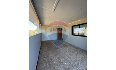 Casa Moderna en Country Santa Eliana, Biobío