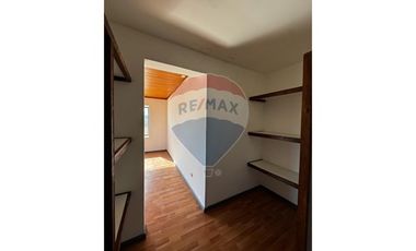 Casa Moderna en Country Santa Eliana, Biobío