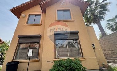 ARRIENDO ESPECTACULAR CASA PEÑALOLEN