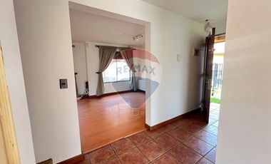 ARRIENDO ESPECTACULAR CASA PEÑALOLEN