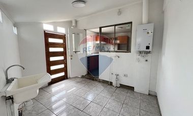 ARRIENDO ESPECTACULAR CASA PEÑALOLEN