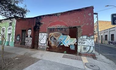 Terreno Comercial en Esquina Metro Matta