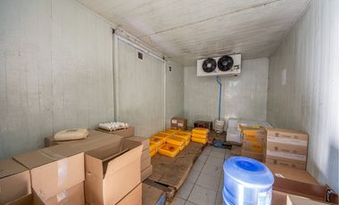 VENTA DERECHO DE LLAVES/METRO TRINIDAD/LA FLORIDA