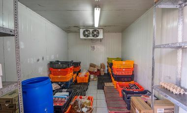 VENTA DERECHO DE LLAVES/METRO TRINIDAD/LA FLORIDA