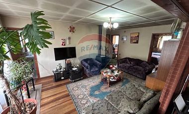 Casa esquina en Los Lagos