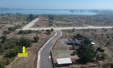 Se vende terreno Lago Machicura.