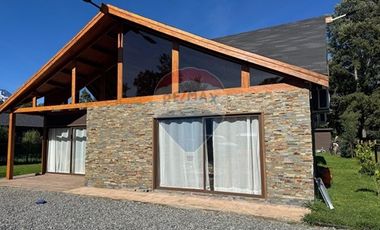 Tu Refugio Soñado Casa en Venta en Pucón
