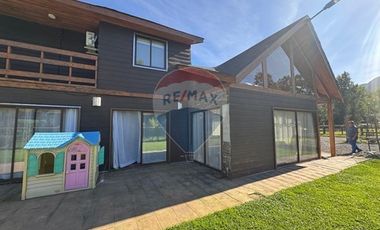 Tu Refugio Soñado Casa en Venta en Pucón