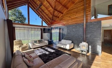 Tu Refugio Soñado Casa en Venta en Pucón