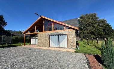 Tu Refugio Soñado Casa en Venta en Pucón