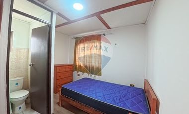 ¡Hostal en venta: inversión en Santiago!