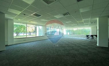 Buscas oficina en Ciudad Empresarial?