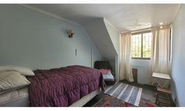 SE VENDE AMPLIA CASA  EN LA COMUNA DE MACUL