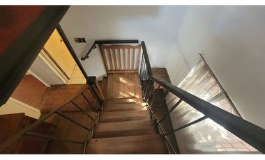 SE VENDE AMPLIA CASA  EN LA COMUNA DE MACUL