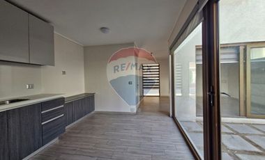 VENTA CASA EN CONDOMINIO, LA FLORIDA