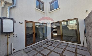 VENTA CASA EN CONDOMINIO, LA FLORIDA