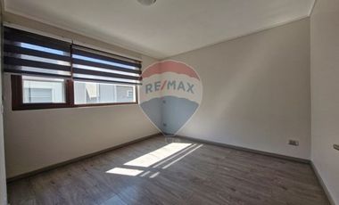 VENTA CASA EN CONDOMINIO, LA FLORIDA