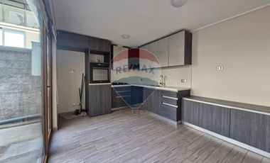 VENTA CASA EN CONDOMINIO, LA FLORIDA