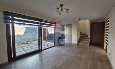 VENTA CASA EN CONDOMINIO, LA FLORIDA