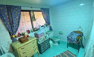 Propiedad con giro comercial en  Melipilla