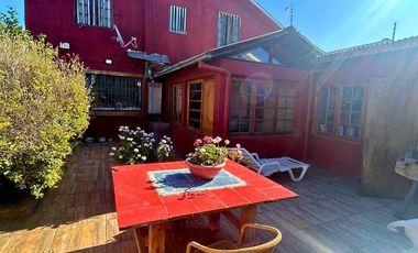 Propiedad con giro comercial en  Melipilla