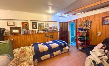 Propiedad con giro comercial en  Melipilla