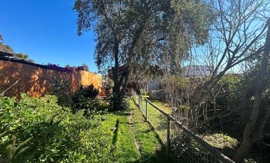 Propiedad con giro comercial en  Melipilla