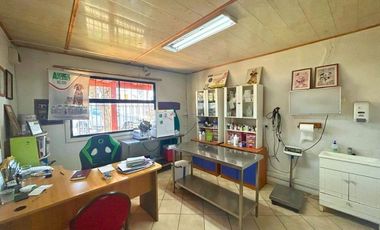 Propiedad con giro comercial en  Melipilla