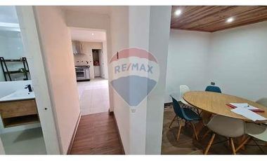 Hermosa casa en Gran Vía remodelada