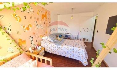 Hermosa casa en Gran Vía remodelada