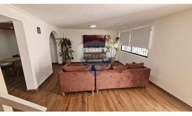 Hermosa casa en Gran Vía remodelada