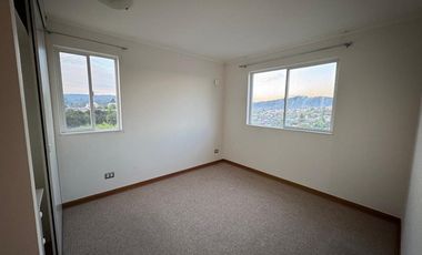 ARRIENDO Doña Javiera con estacionamiento