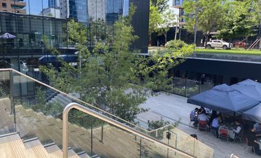 Arriendo, local comercial 272 mts., a pasos de Metro Manquehue