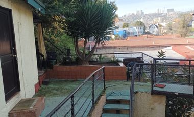 Complejo Turístico en Funcionamiento con 17 Cabañas | Reloj de Flores, Viña del Mar