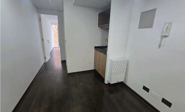 Oficina en Estoril con balcon