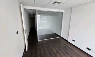 Oficina en Estoril con balcon