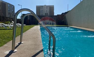 Departamento en C. Plaza Parque Los Poetas.