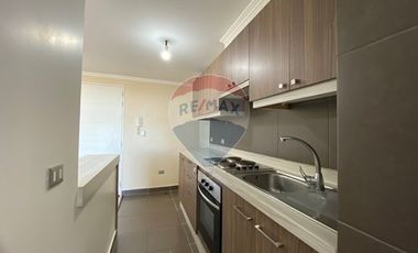 Departamento en C. Plaza Parque Los Poetas.