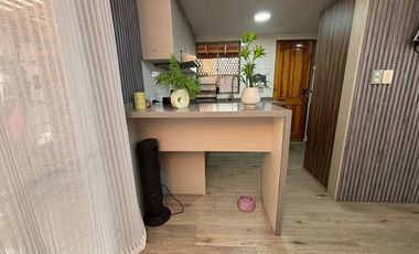 Casa Moderna en Peñaflor: Espacio y Comodidad