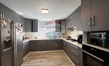 Casa en venta- Gran Oportunidad !