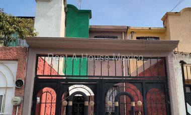 Casa en Venta en Chicoloapan de Juarez, San Vicente Chicoloapan de Juarez Centro AM. 26-1312