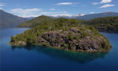 ISLA PRIVADA EN VENTA LAGO LAS ROCAS , COCHAMÓ