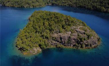 ISLA PRIVADA EN VENTA LAGO LAS ROCAS , COCHAMÓ