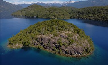 ISLA PRIVADA EN VENTA LAGO LAS ROCAS , COCHAMÓ